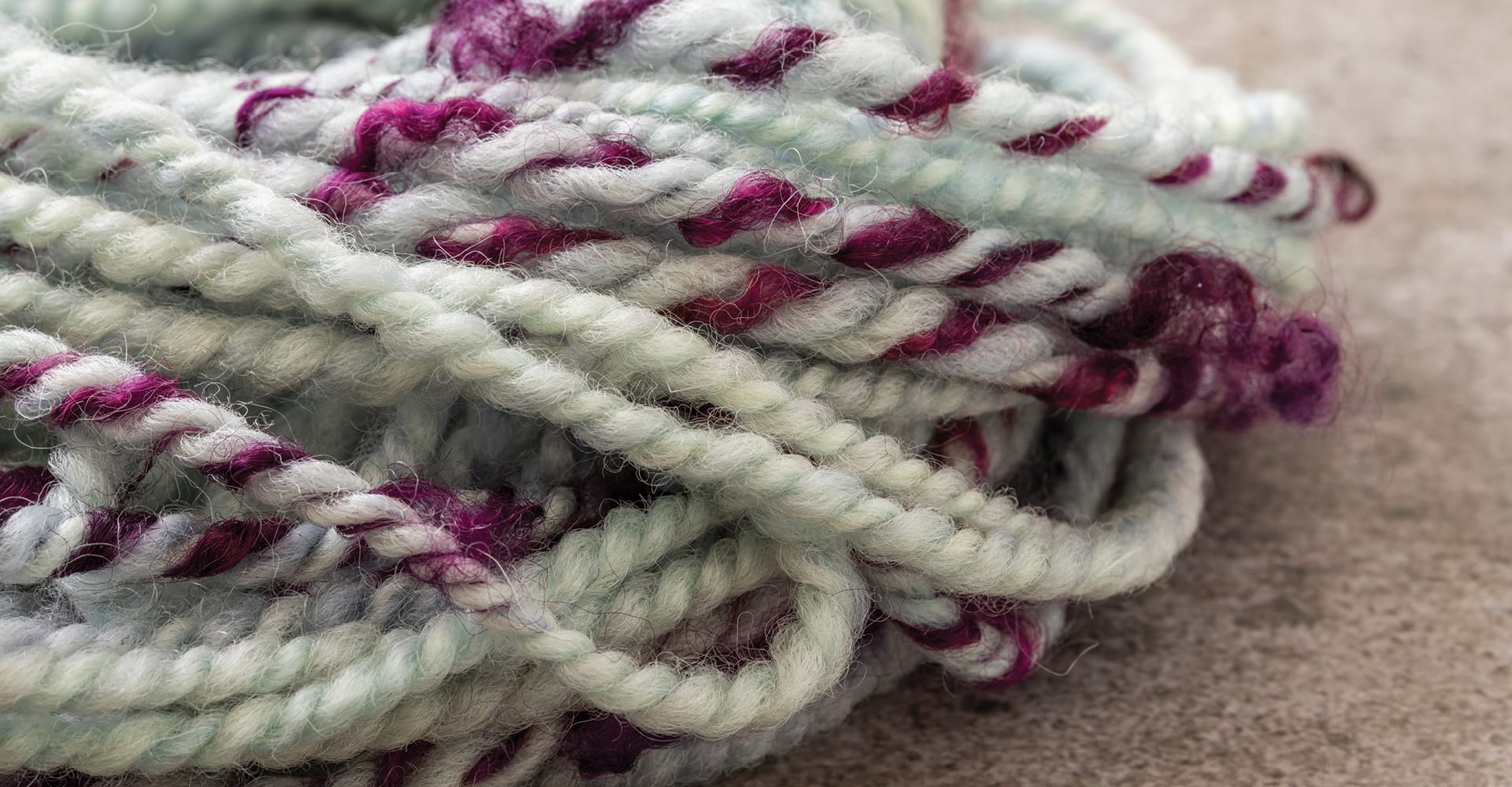 Textured Yarn Tutorial: Adding Locks as an Intermittent Third Ply
