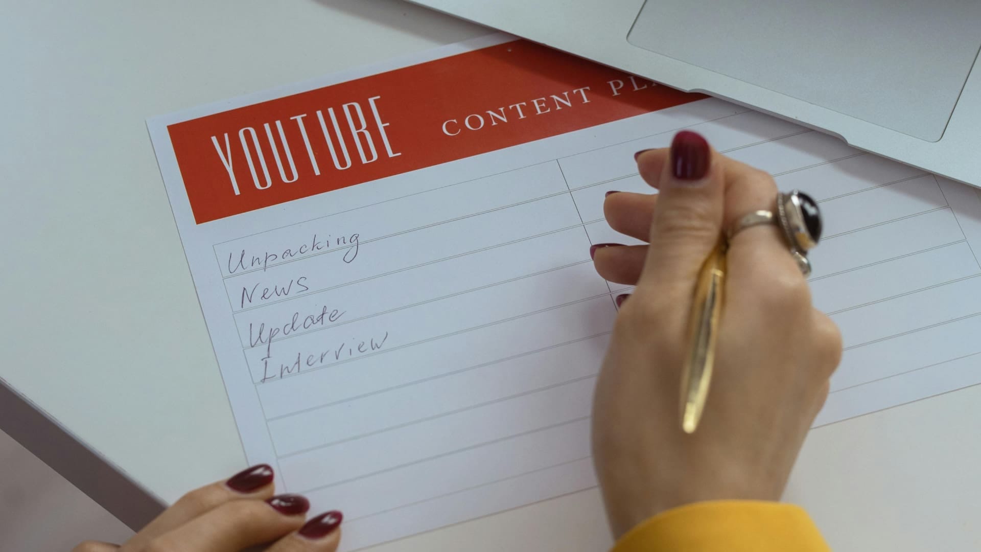 How to Get Social Media Followers: 11 Best Tips That Work