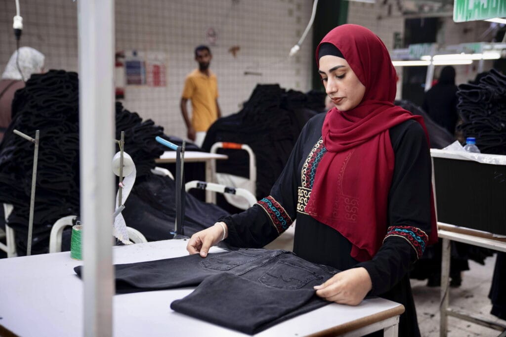 Empowering Women in the Garment Sector: RISE Reaches 400,000 on Workers’ Rights and Life Skills