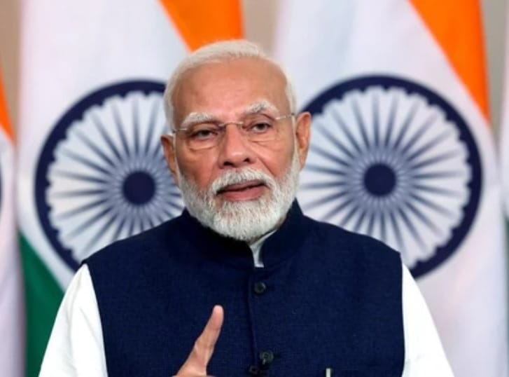 PM Modi hails textile sector as India's strength
