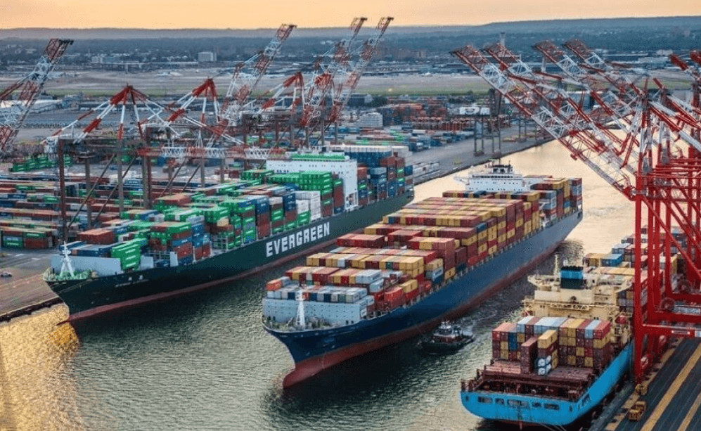 Port labor negotiations resume with strike just one week out